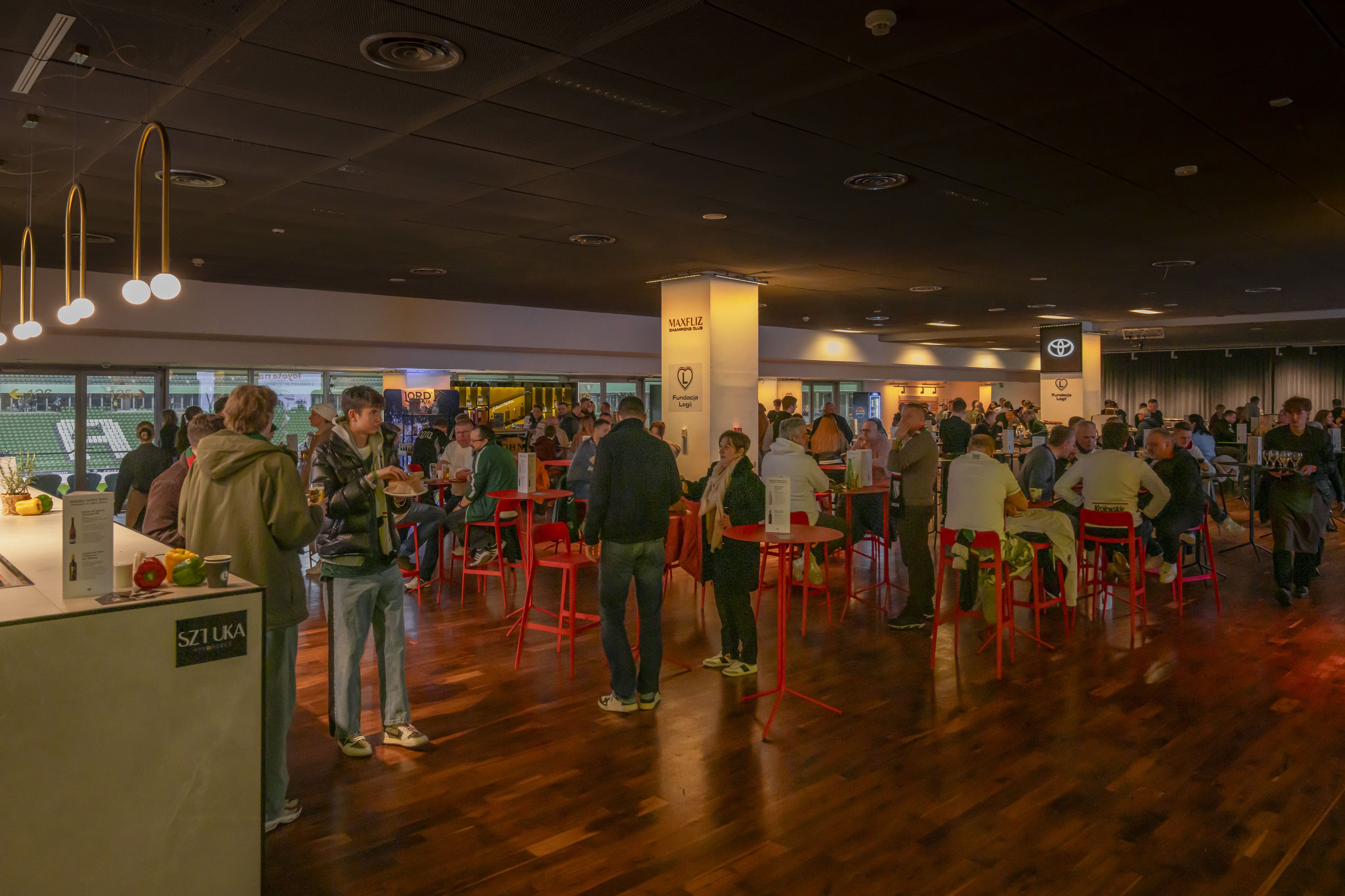 MaxFliz Champions Club Zone